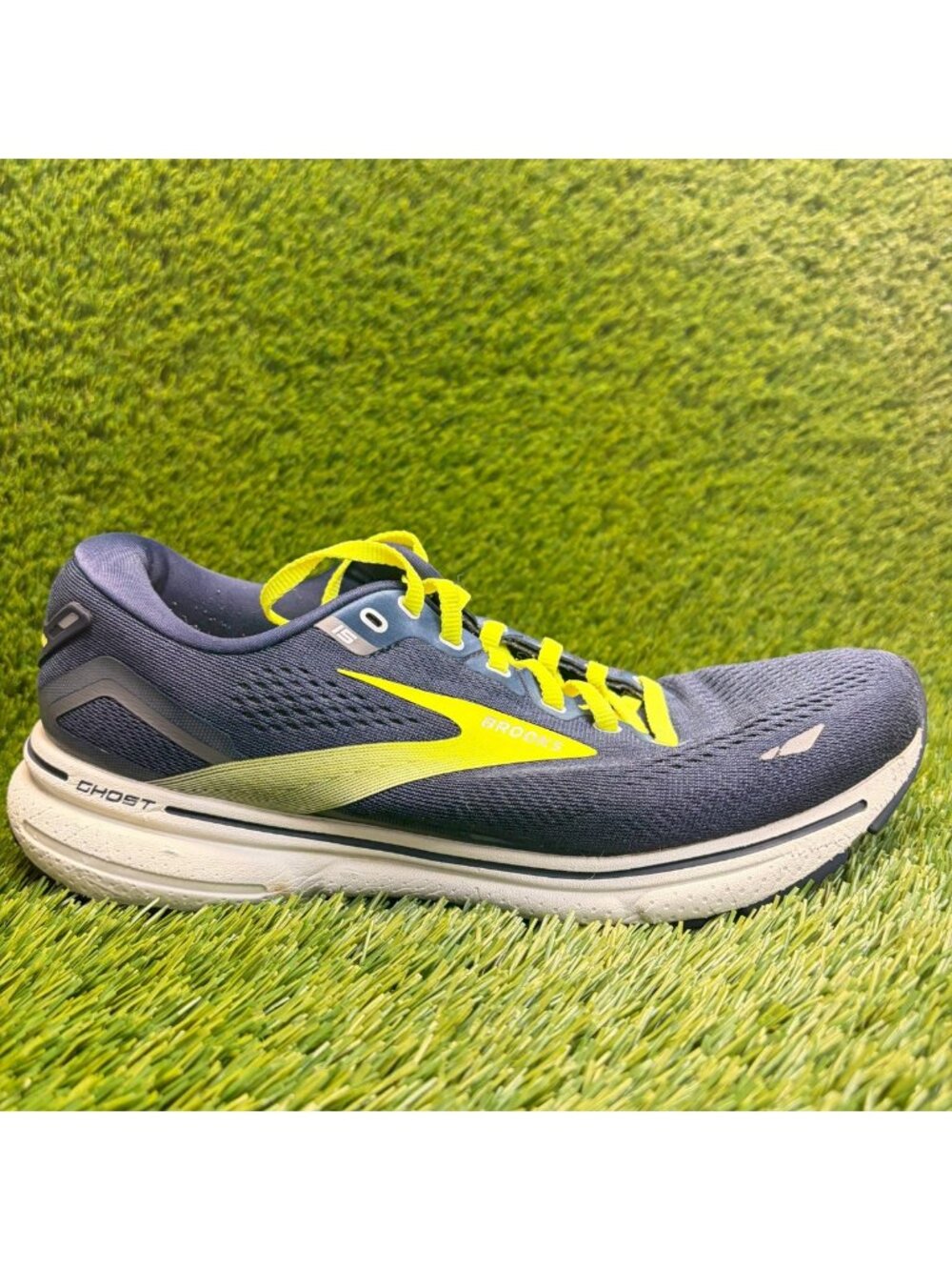 Brooks Ghost 15 Mens Size 9EE Navy Yellow White Athletic Running Shoes Sneakers